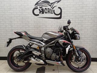 TRIUMPH STREET TRIPLE 765 RS 