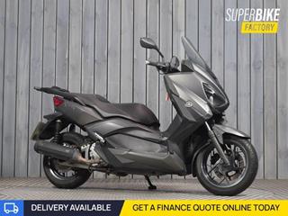 YAMAHA XMAX 250 