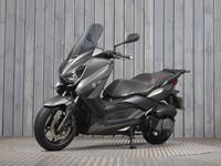 YAMAHA XMAX 250