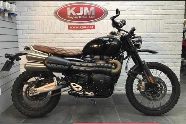 TRIUMPH SCRAMBLER 1200