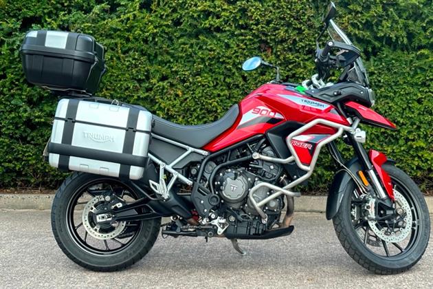 TRIUMPH TIGER 900 GT PRO