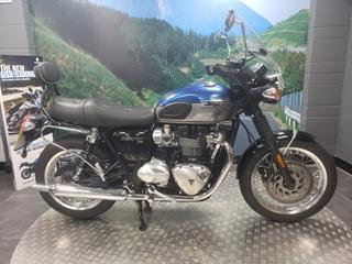 TRIUMPH BONNEVILLE T120 