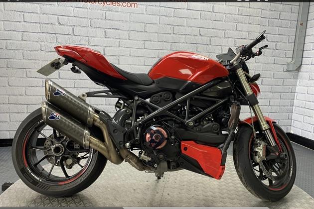 DUCATI STREETFIGHTER 1100