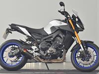 YAMAHA MT-09