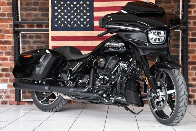 HARLEY-DAVIDSON STREET GLIDE