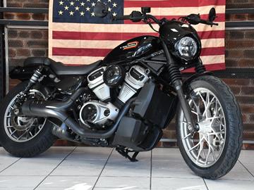 HARLEY-DAVIDSON NIGHTSTER 975