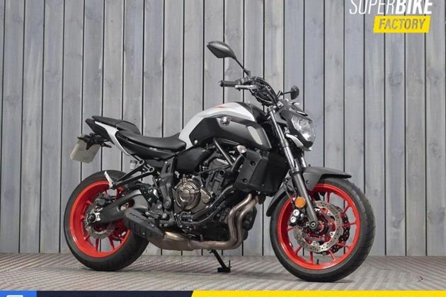 YAMAHA MT-07