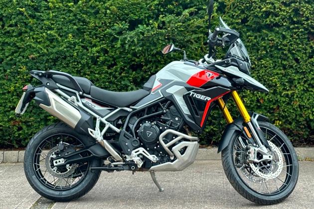 TRIUMPH TIGER 900 RALLY PRO