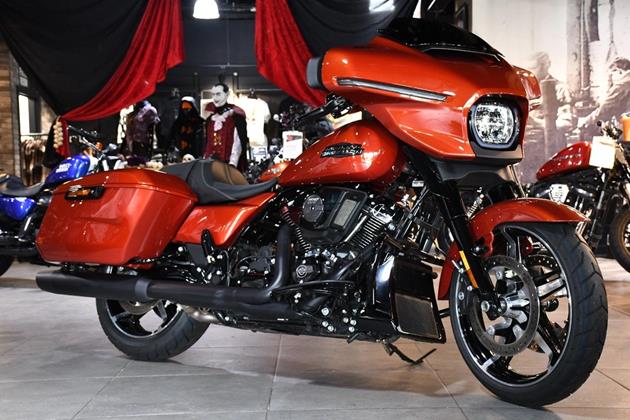 HARLEY-DAVIDSON STREET GLIDE