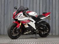 YAMAHA R6