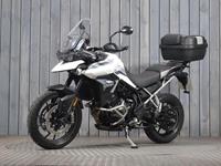 TRIUMPH TIGER 900