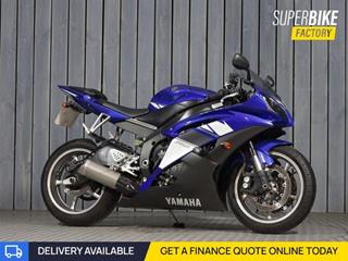 YAMAHA R6 