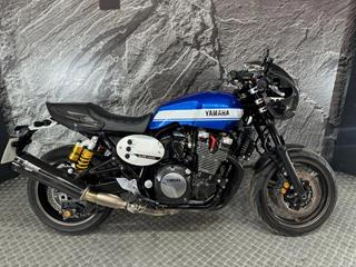 YAMAHA XJR1300 