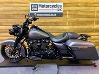 HARLEY-DAVIDSON ROAD KING