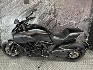 DUCATI DIAVEL 