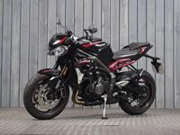 TRIUMPH STREET TRIPLE 765 R