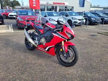 HONDA CBR1000RR FIREBLADE