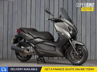 YAMAHA XMAX 250 