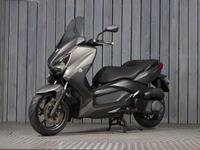 YAMAHA XMAX 250