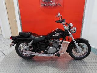 SUZUKI GZ125 MARAUDER 