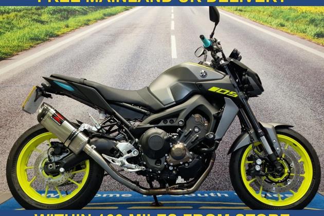 YAMAHA MT-09