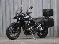 TRIUMPH TIGER 900