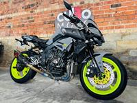 YAMAHA MT-10