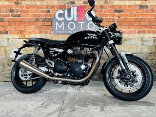 TRIUMPH SPEED TWIN 1200 