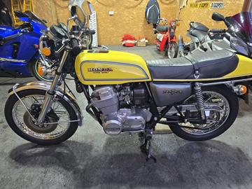 HONDA CB750