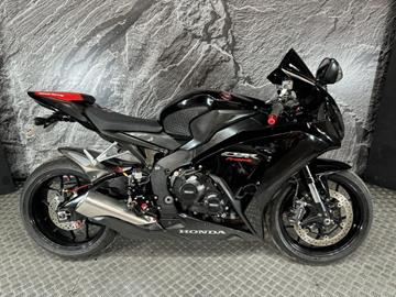 HONDA CBR1000RR FIREBLADE