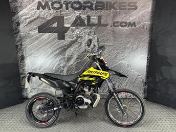 YAMAHA WR125R