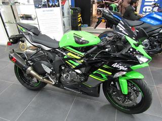 KAWASAKI ZX-6R 