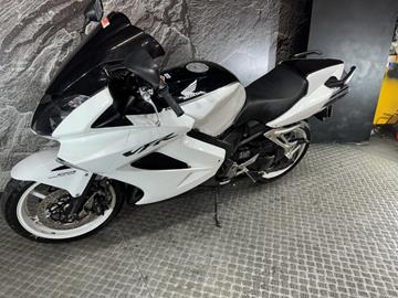 HONDA VFR800