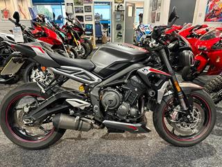 TRIUMPH STREET TRIPLE 765 RS 