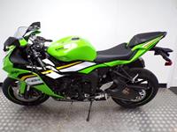 KAWASAKI ZX-6R