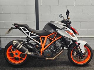 KTM 1290 SUPERDUKE R 