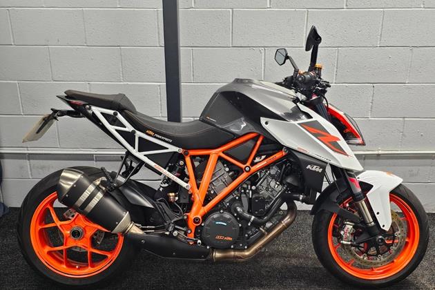 KTM 1290 SUPERDUKE R