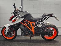 KTM 1290 SUPERDUKE R