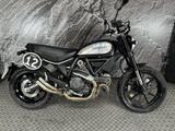 SCRAMBLER 800 