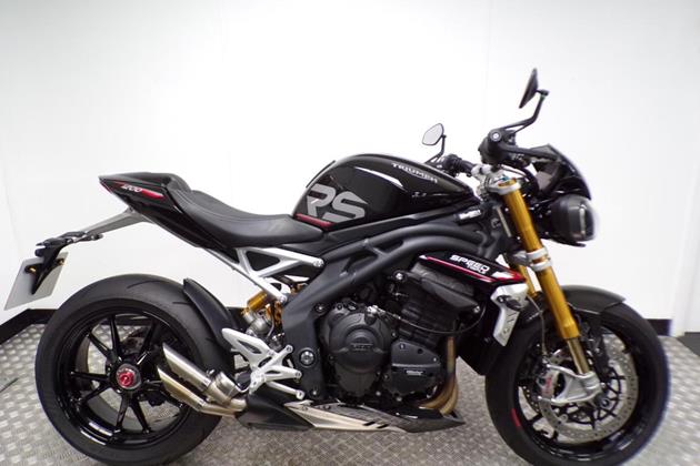 TRIUMPH SPEED TRIPLE 1200 RS