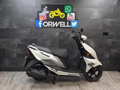 SUZUKI AVENIS 125