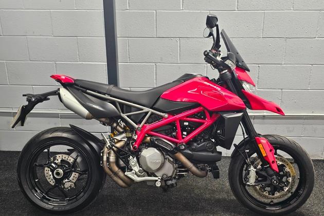 DUCATI HYPERMOTARD 950