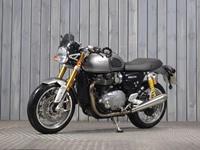 TRIUMPH THRUXTON 1200 R