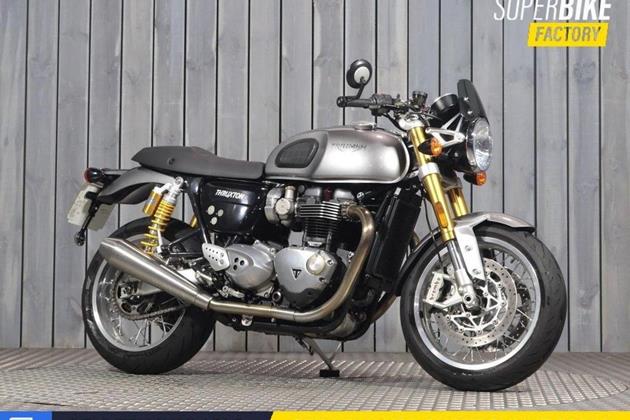 TRIUMPH THRUXTON 1200 R