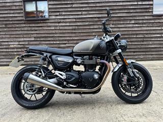 TRIUMPH SPEED TWIN 1200 