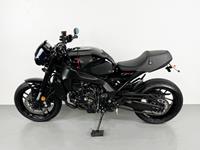 YAMAHA XSR900