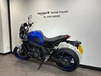 YAMAHA MT-09