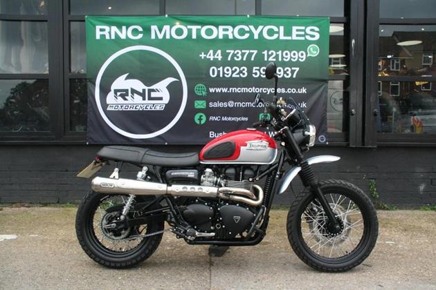 TRIUMPH SCRAMBLER 900