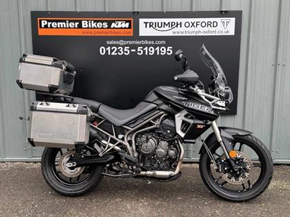 TRIUMPH TIGER 800 XR