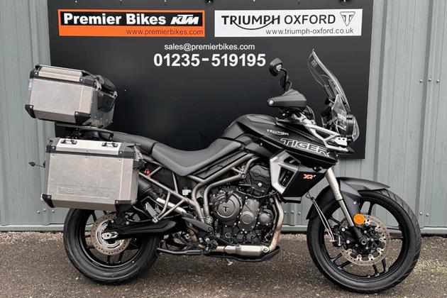 TRIUMPH TIGER 800 XR